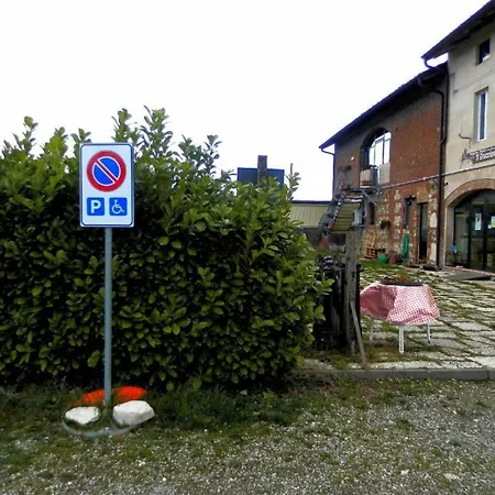 Il Gruccione Hostel *